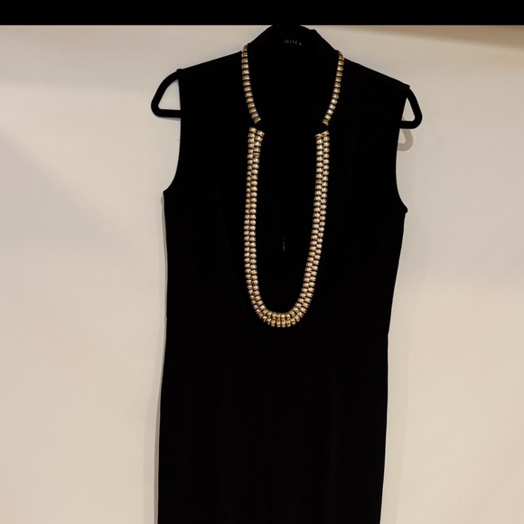 NWT - WHY Black Pantsuit size small - Picture 4 of 9